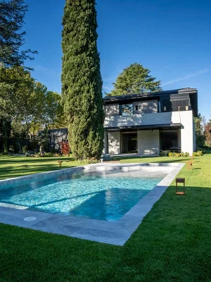 Chalet Premium con jardín y piscina